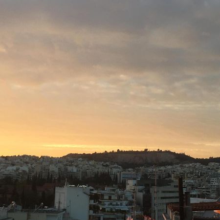 Cozy Apartment Near Metro-Athens View Exterior foto